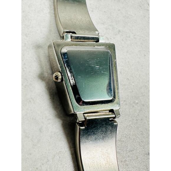 Pieue Nicol Watch Womens 26mm Rhinestone Bezel Silver Tone Unique New Battery - Picture 9 of 11